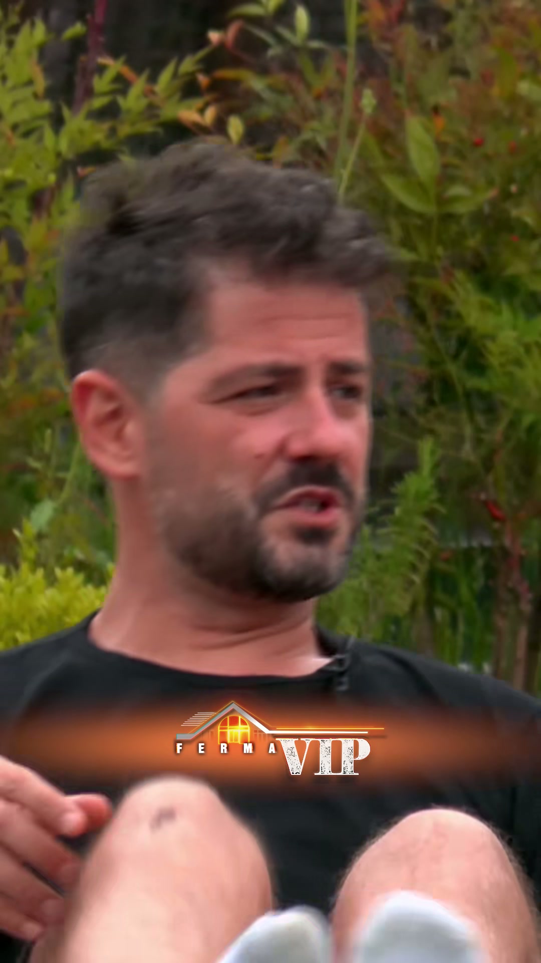 Tensioni Mes DJ Bujakës dhe Indrit në Ferma VIP: Një Imitim që Ndryshoi Dinamikat