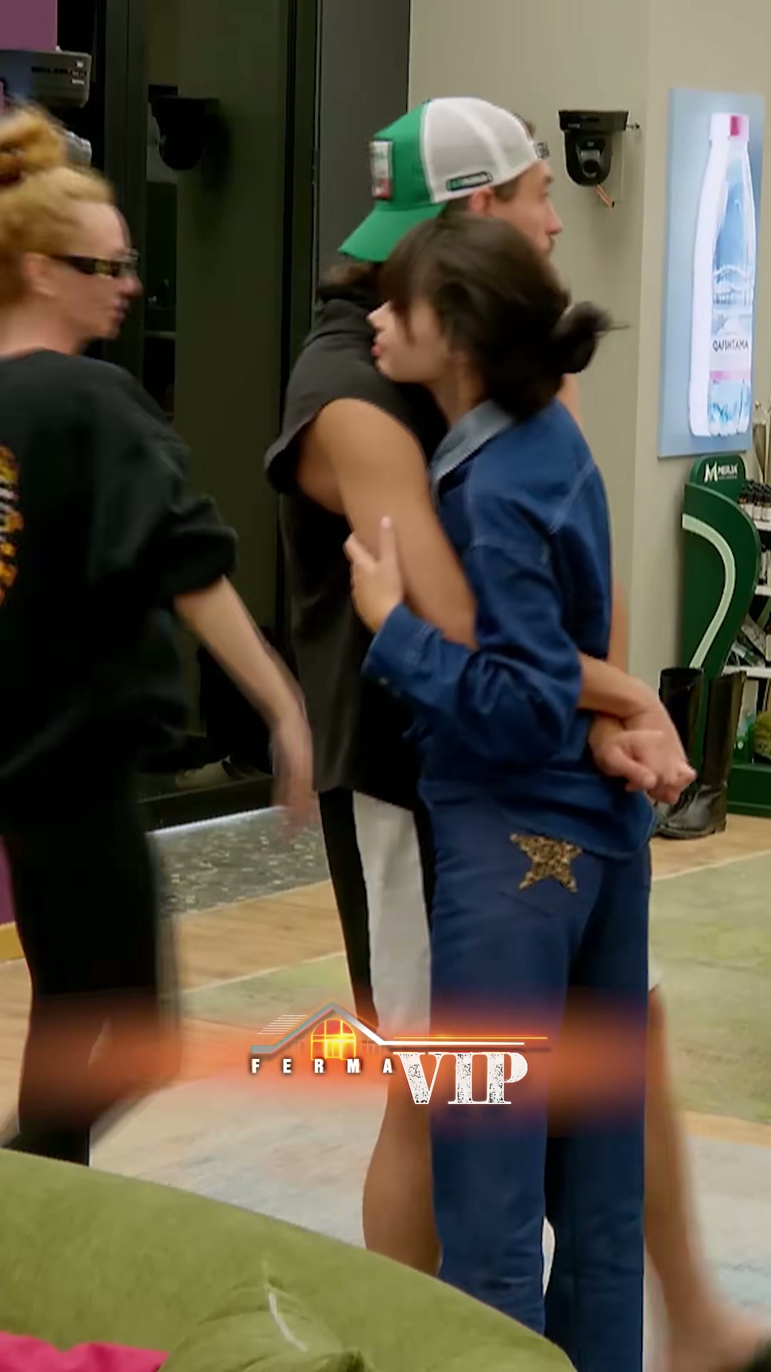 Adioni dhe Fabjola: Një Rihapje e Kontrove në Ferma VIP Albania - screenshot 1