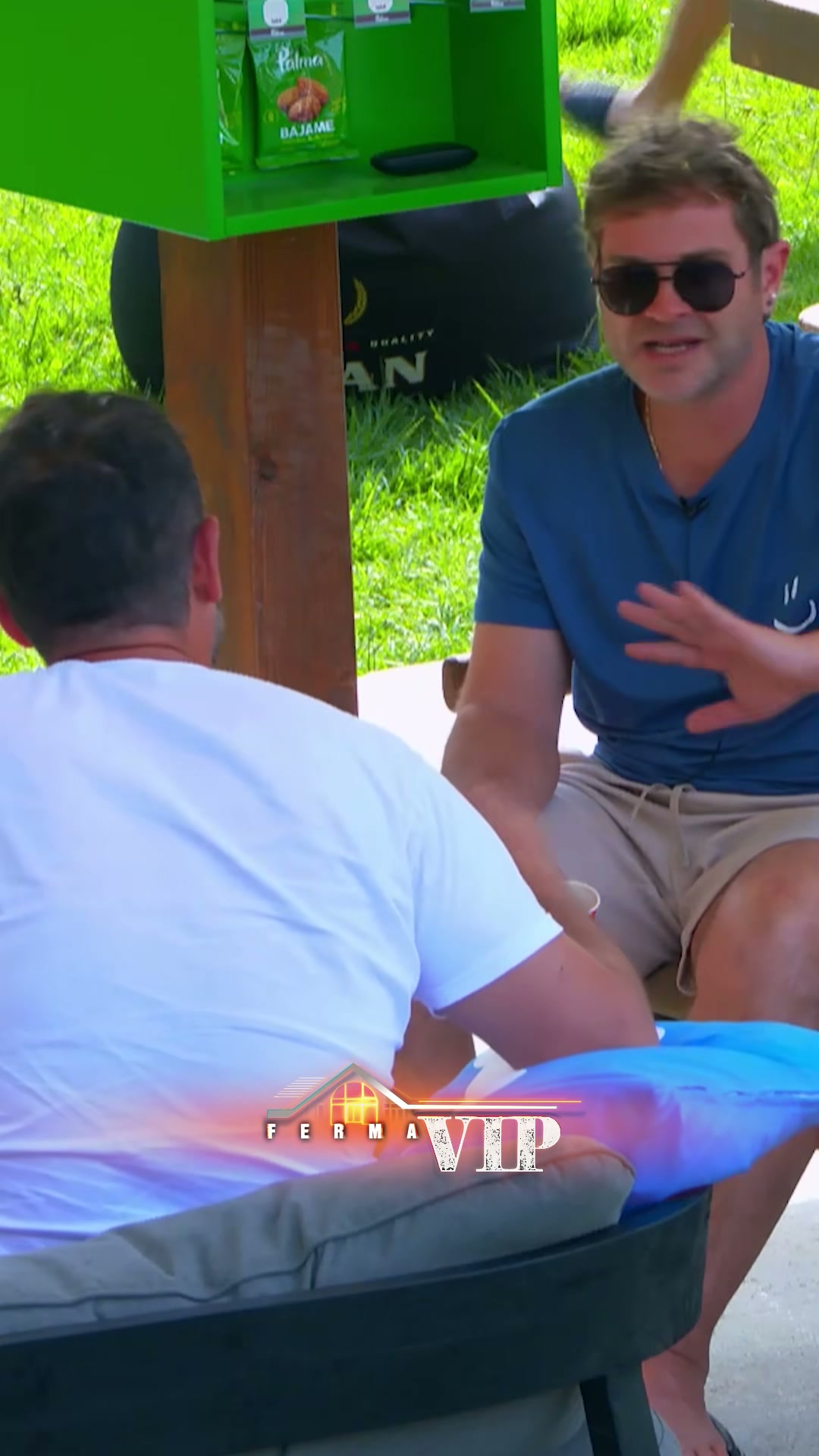 Vanesa zgjidh problemin me të dashurin jashtë në Ferma VIP Albania - screenshot 1