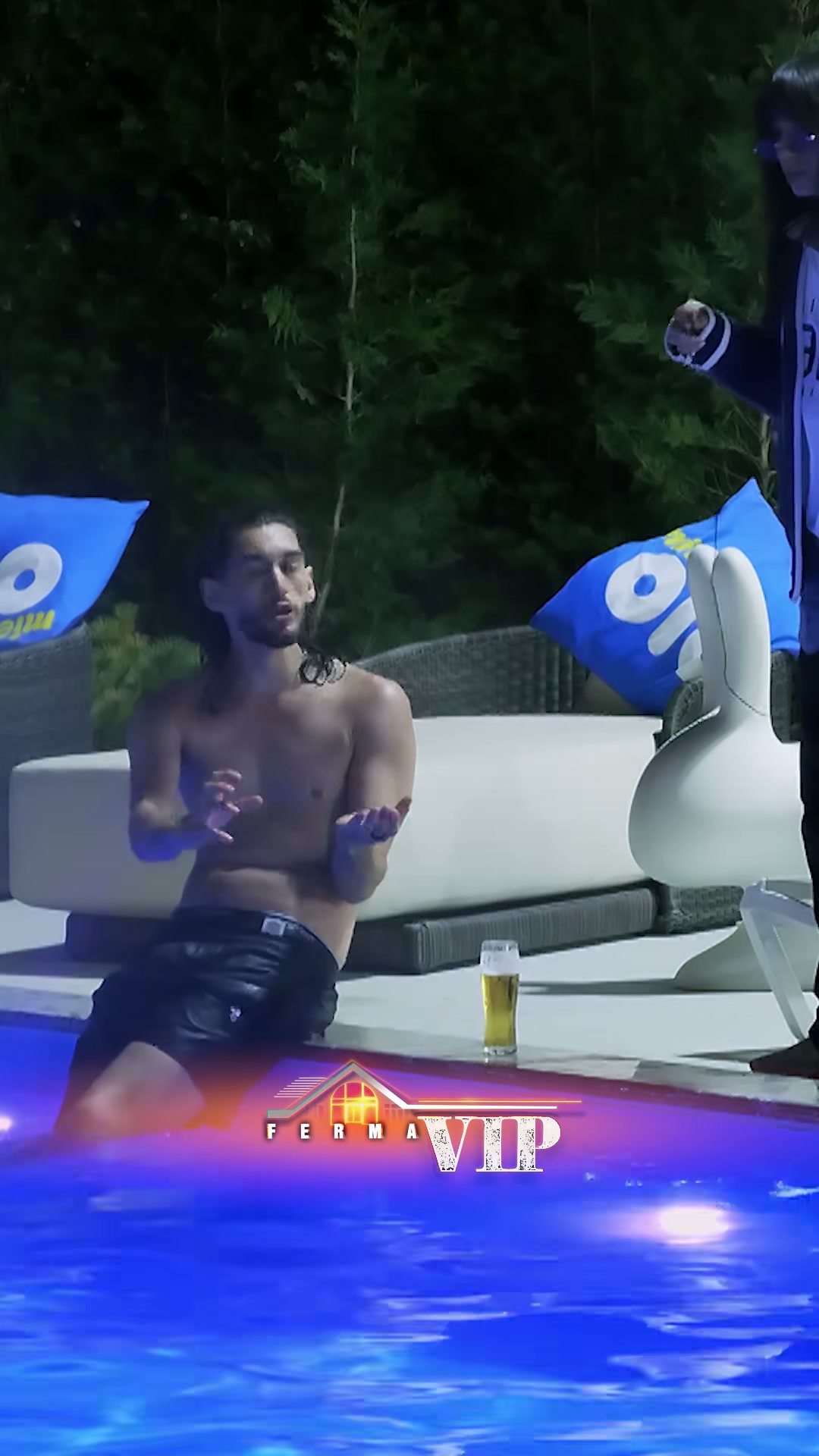 Adioni falënderon DJ Bujakun, Fermerët në tension në Ferma VIP Albania - screenshot 1