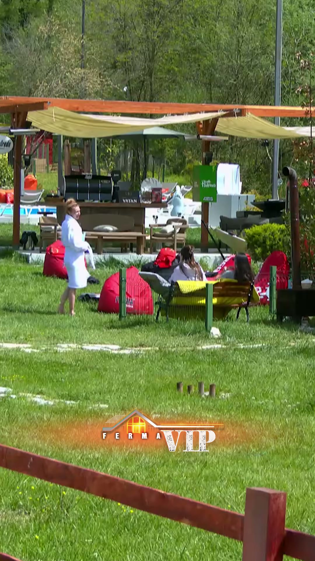 Ermiona i Kthehet Fermereve: Fama e Shqipërisë Nuk Më Duhet - screenshot 1