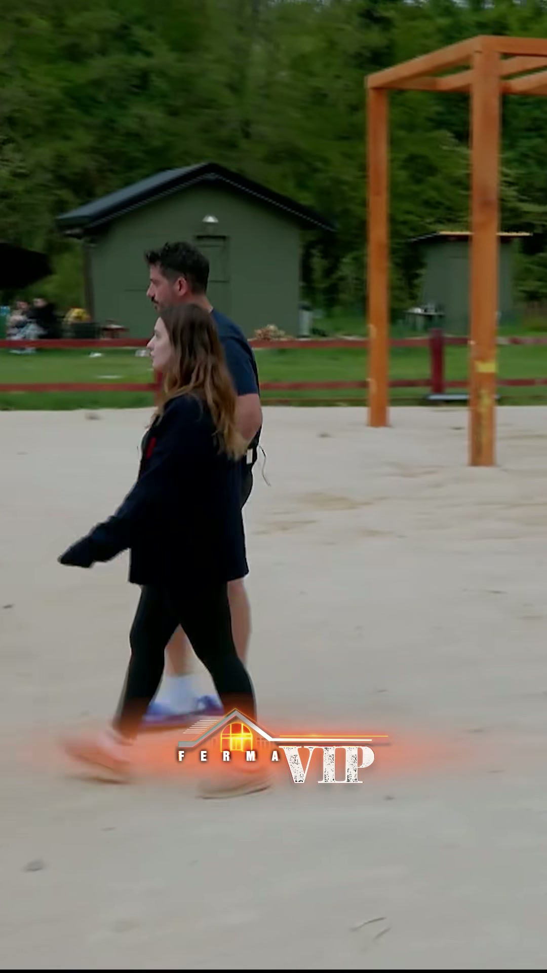 Faleminderit për përqafimin: Indrit dhe Sara në Ferma VIP Albania - screenshot 2