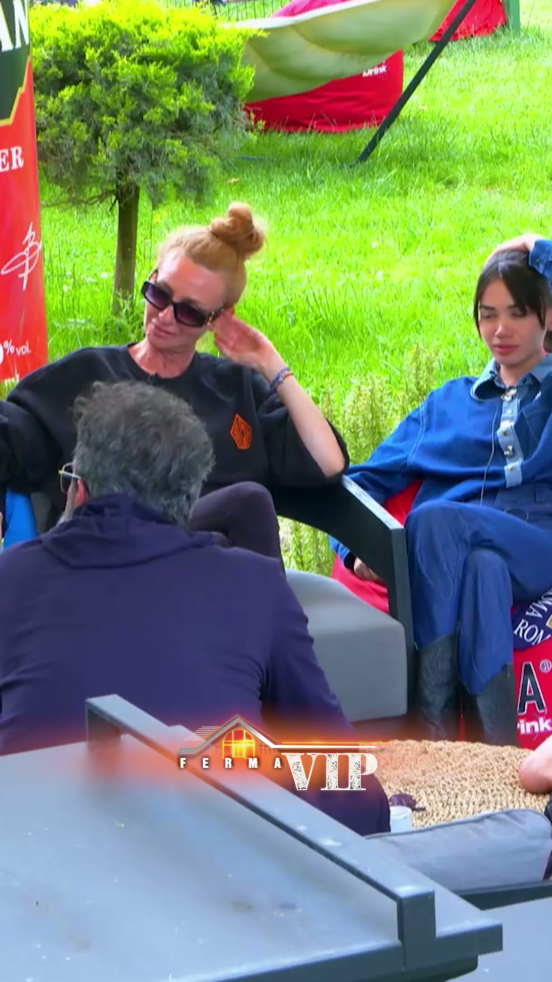 Adioni dhe Fabjolës: Pritja që e Shndërroi në Muzikë - screenshot 2