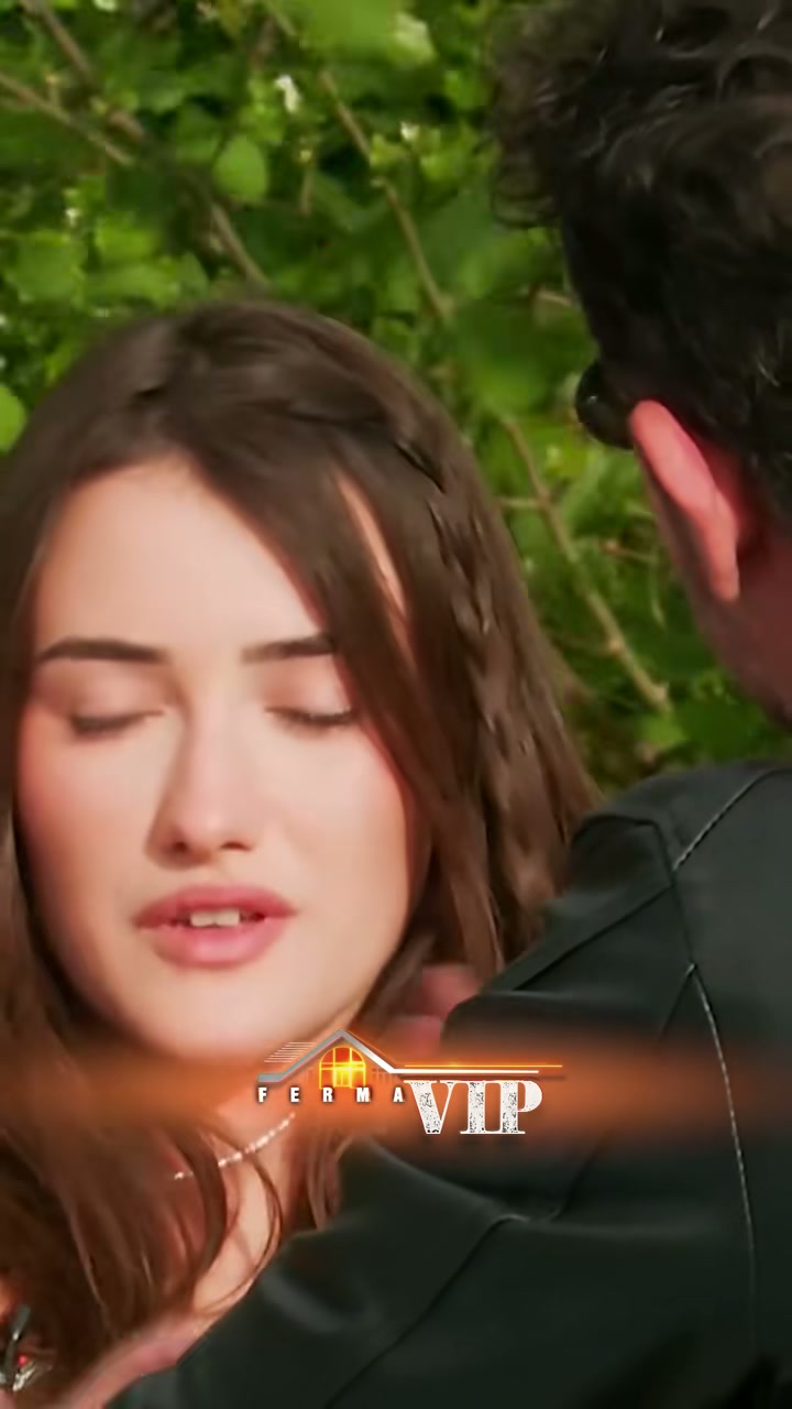 Çfarë po ndodh mes Indrit dhe Vanesës në Ferma VIP Albania? - screenshot 2