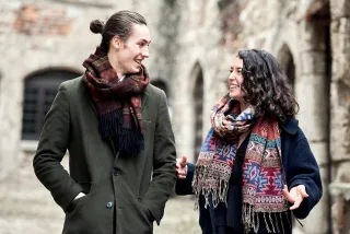 Couple engaging in meaningful small talk, exploring connection in a new relationship