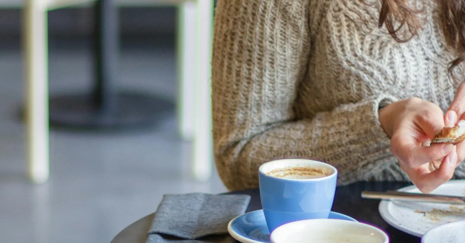 Person reflecting on uncertainty in a relationship connected to i feel confused about my relationship with my ex