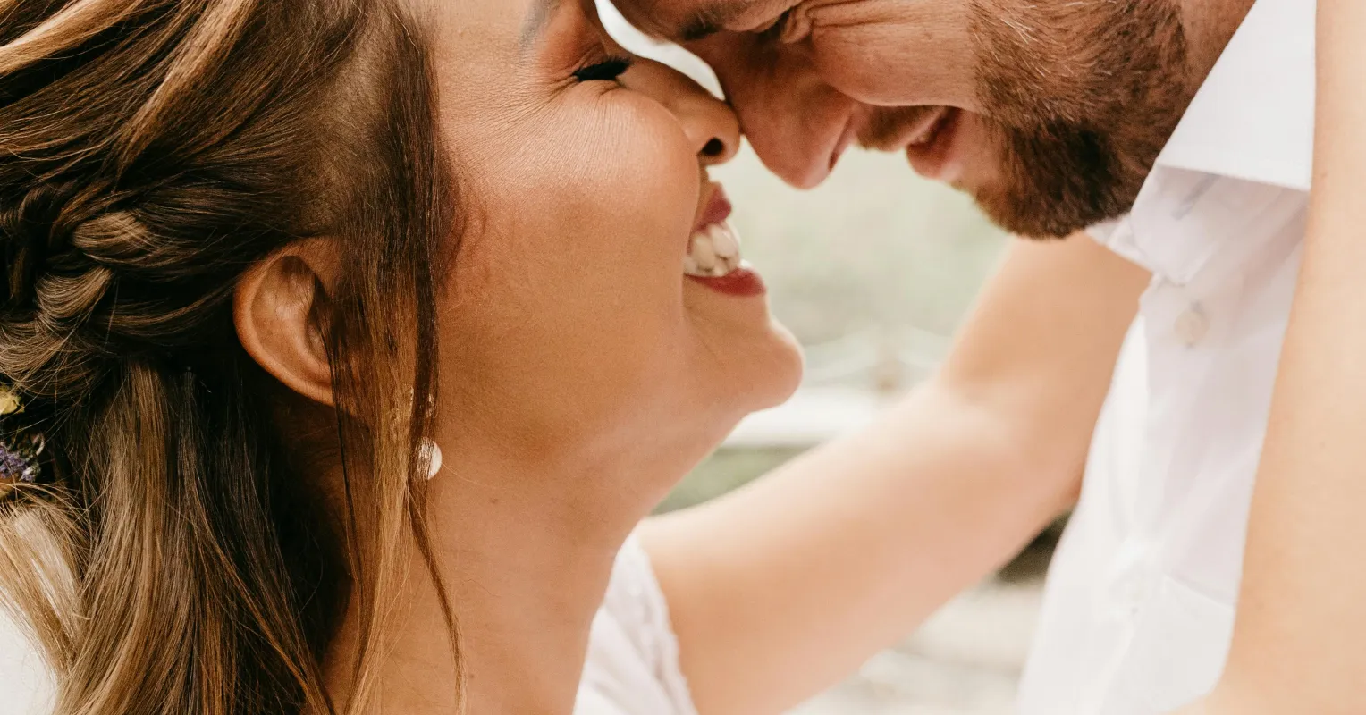 Individual feeling emotionally disconnected while shopping for gifts for a partner