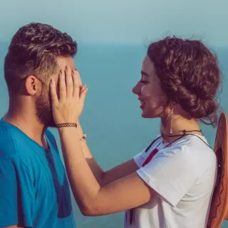 Couple sharing a heartfelt moment to deepen emotional connection in relationships