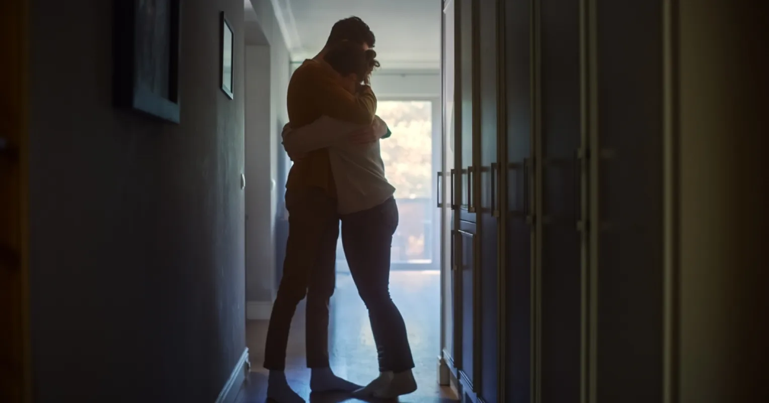 Couple experiencing emotional withdrawal after a disagreement during a conversation