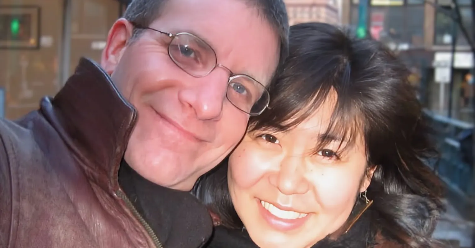 Couple discussing feelings during conflict, seeking solutions to overwhelming relationship challenges