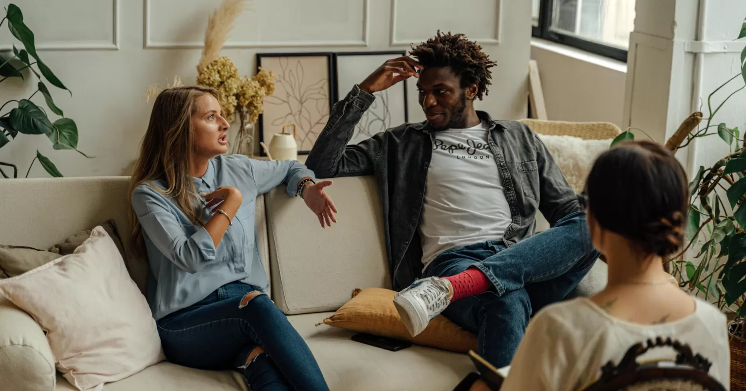 Individual feeling isolated while waiting for their partner, depicting loneliness in a relationship.