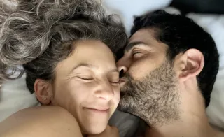 Couple communicating less, illustrating behaviors that signal emotional disconnection in relationships