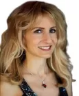 Person making spontaneous decisions that reflect impulsive behavior in social situations