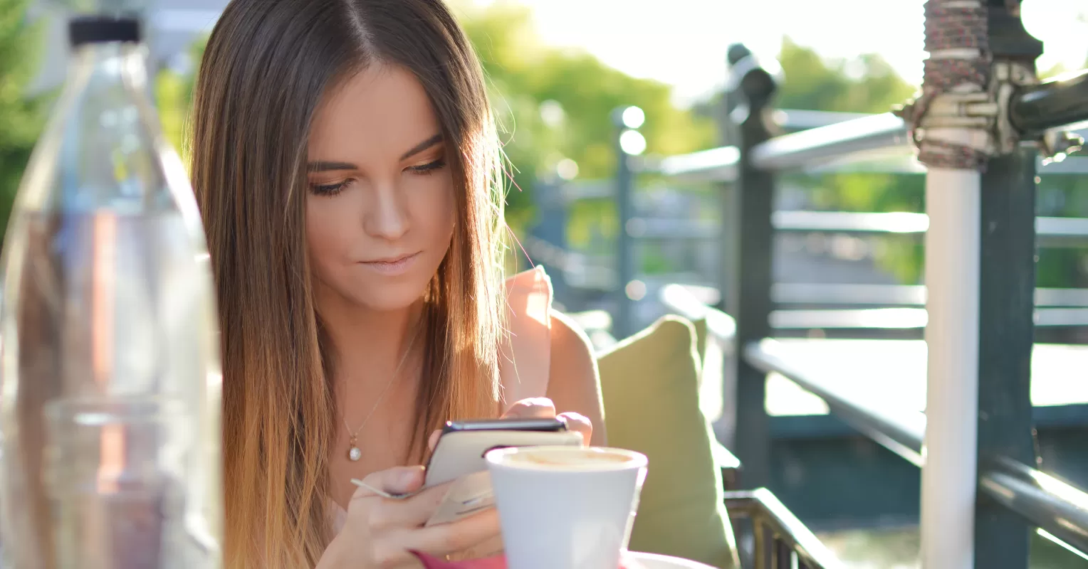 Individual pondering emotional distance in relationships through text messages