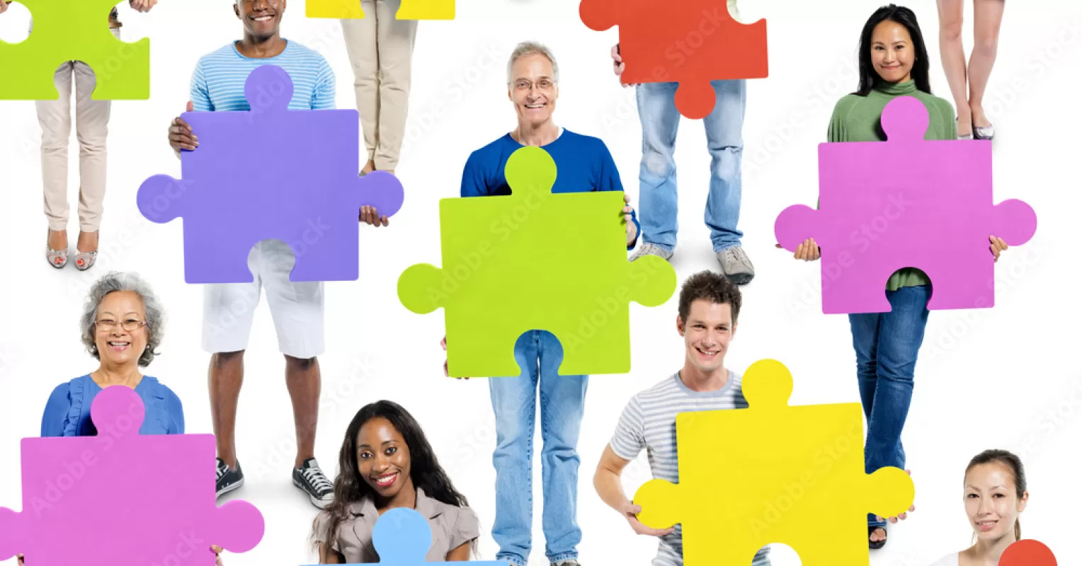 Group of friends bonding over shared interests, highlighting how to find friends with similar interests