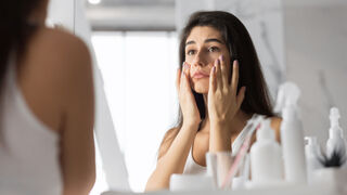 A supportive friend listening attentively to someone expressing body image concerns