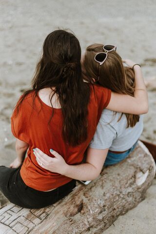 Person noticing subtle social behavior signals connected to someone unfriends you